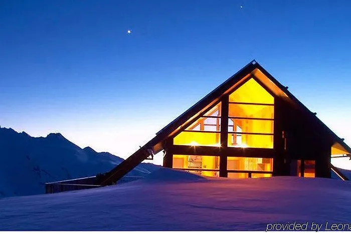 Whare Kea And Holiday home