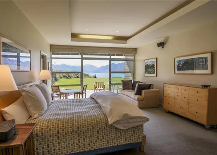 Holiday home Whare Kea And